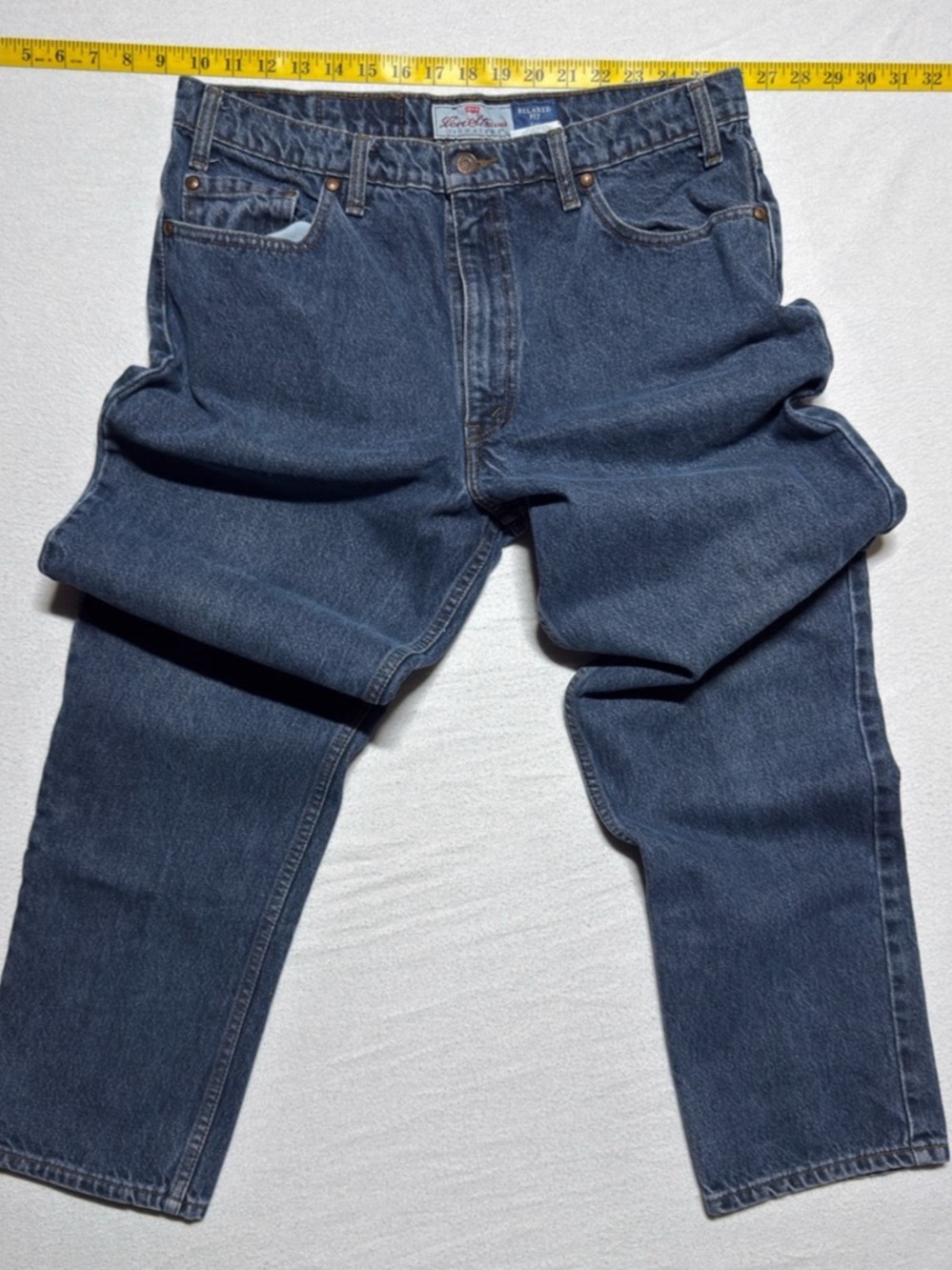Vintage Levi's 540 Relaxed Fit Men's Blue Cotton Jeans Waist 36 brown tabs